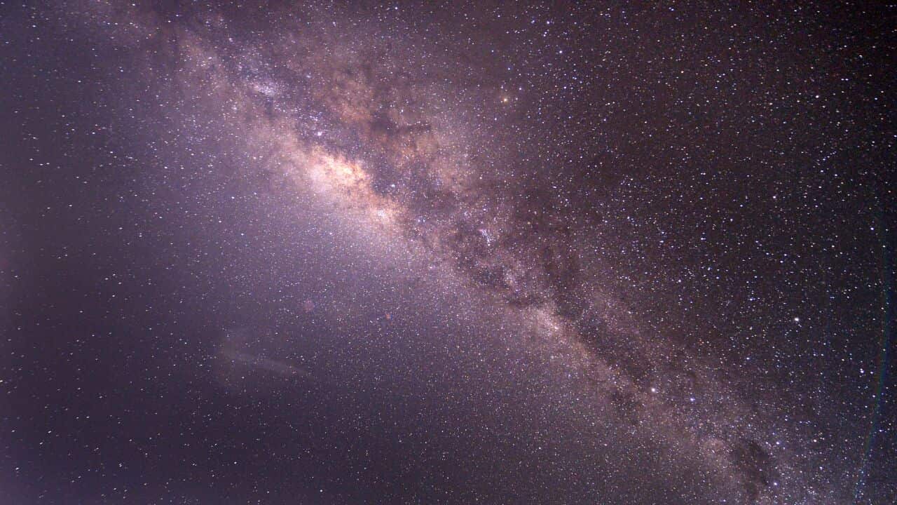 Astronomers detect universe first light