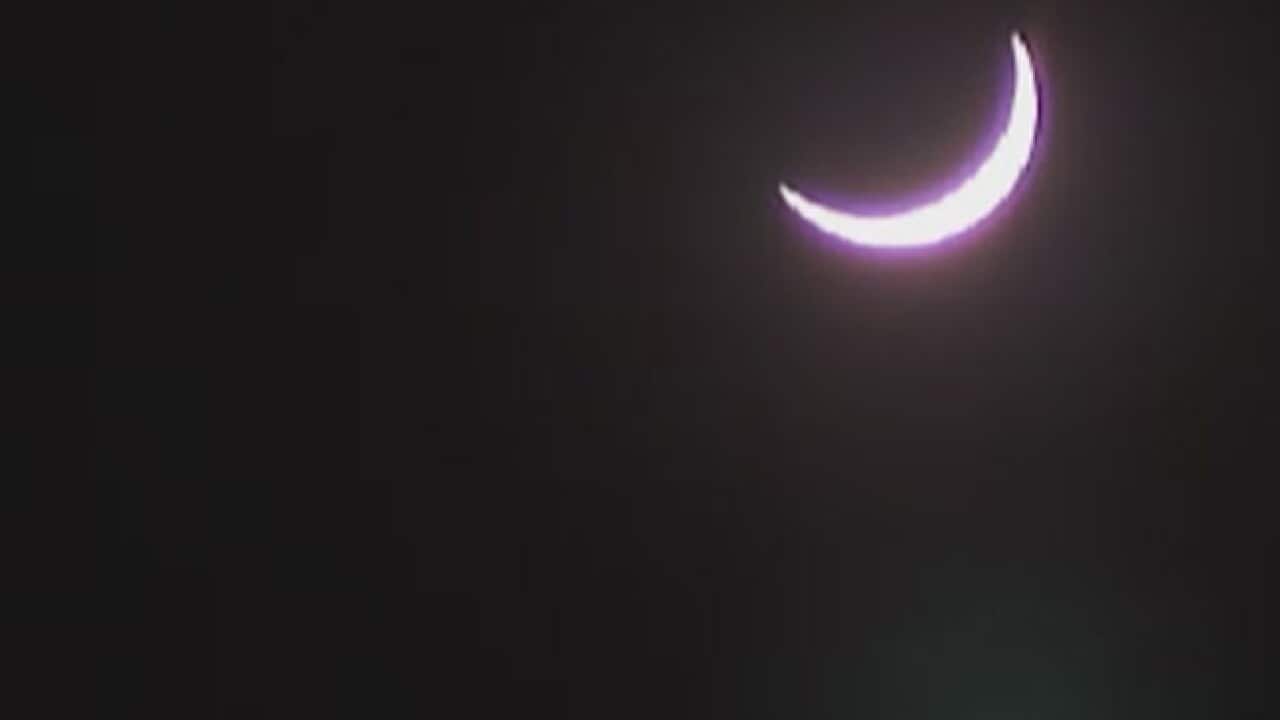 solar_eclipse_cairns_648_825914898