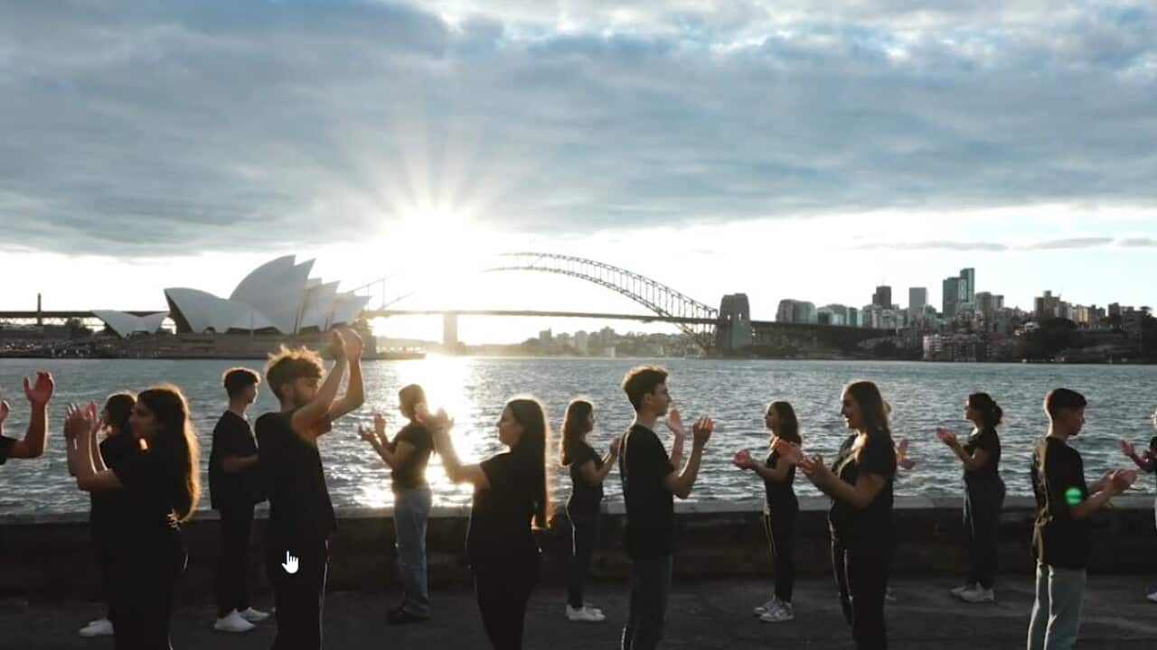 Βεντούρη Σοφία χορευτικό συγκρότημα.jpg
