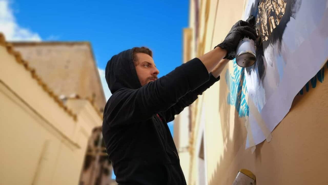 Lo street artist Daniele Geniale