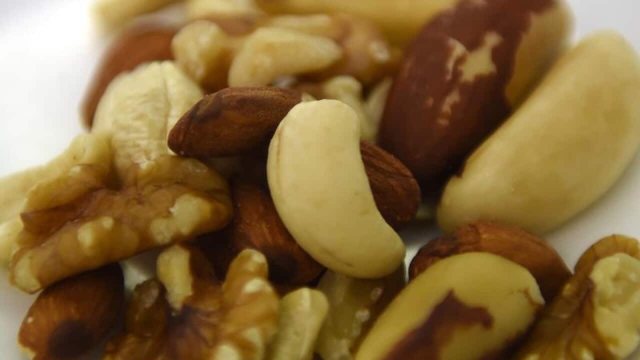 Photographs showing mixed nuts.
