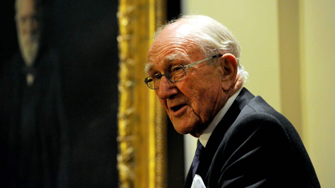 Malcolm_Fraser_131126_AAP.JPG