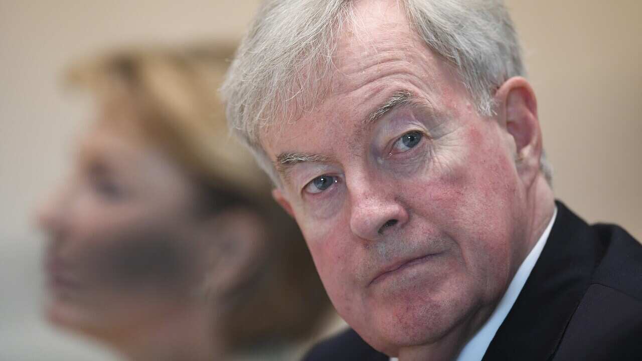 Australian Public Service Commissioner John Lloyd has resigned.