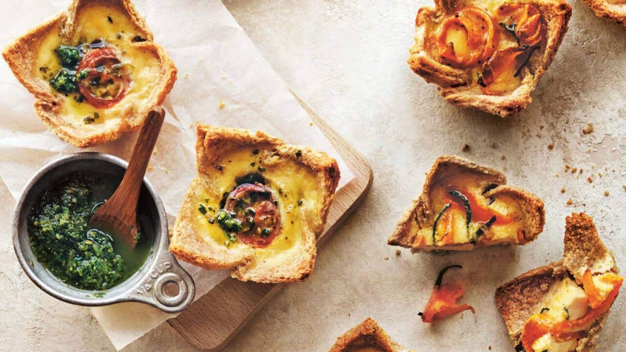Bread cup quiches