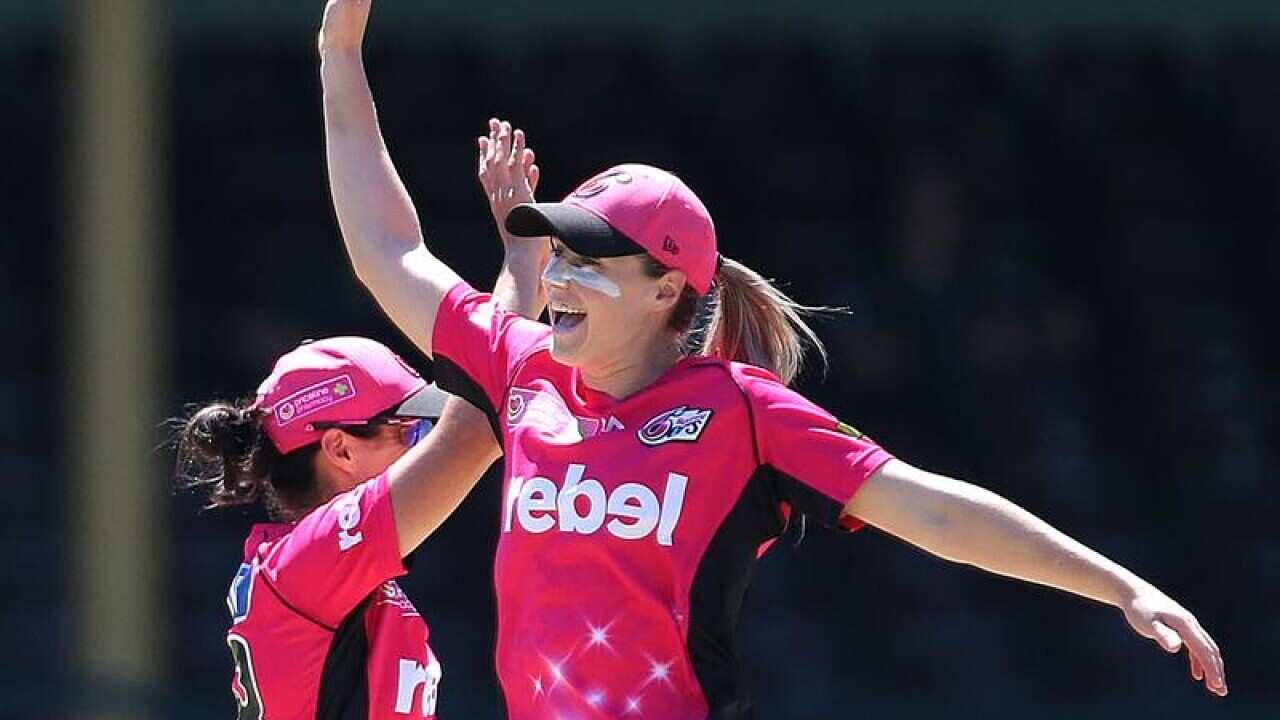 Ellyse Perry of the Sixers