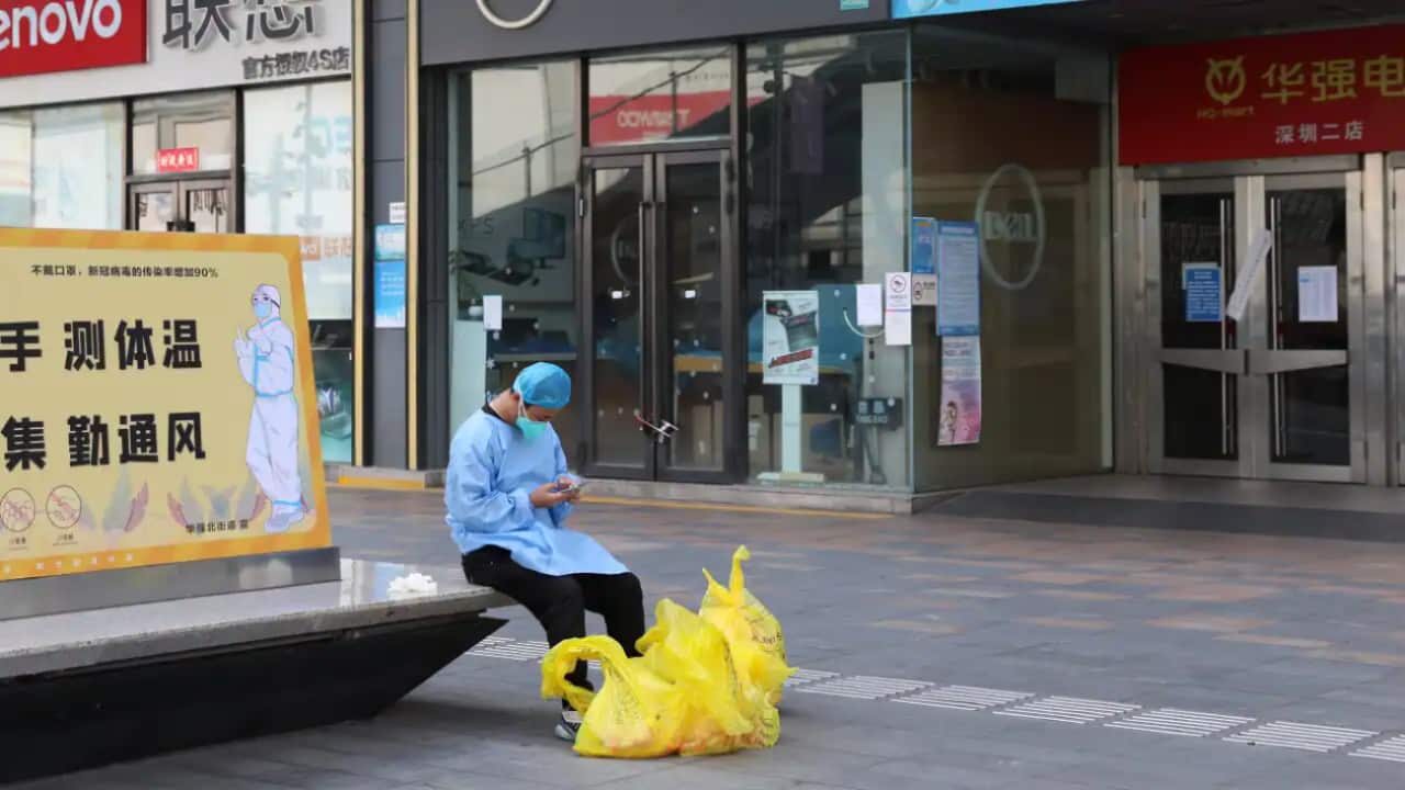 中国抗击两年来最严重新冠疫情数千万人陷入封锁| SBS Chinese