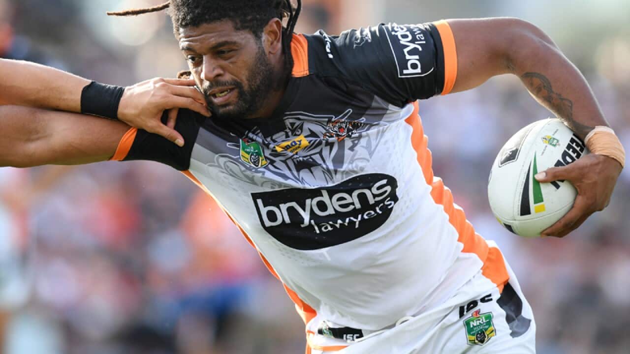 Jamal Idris (R) of the Tigers