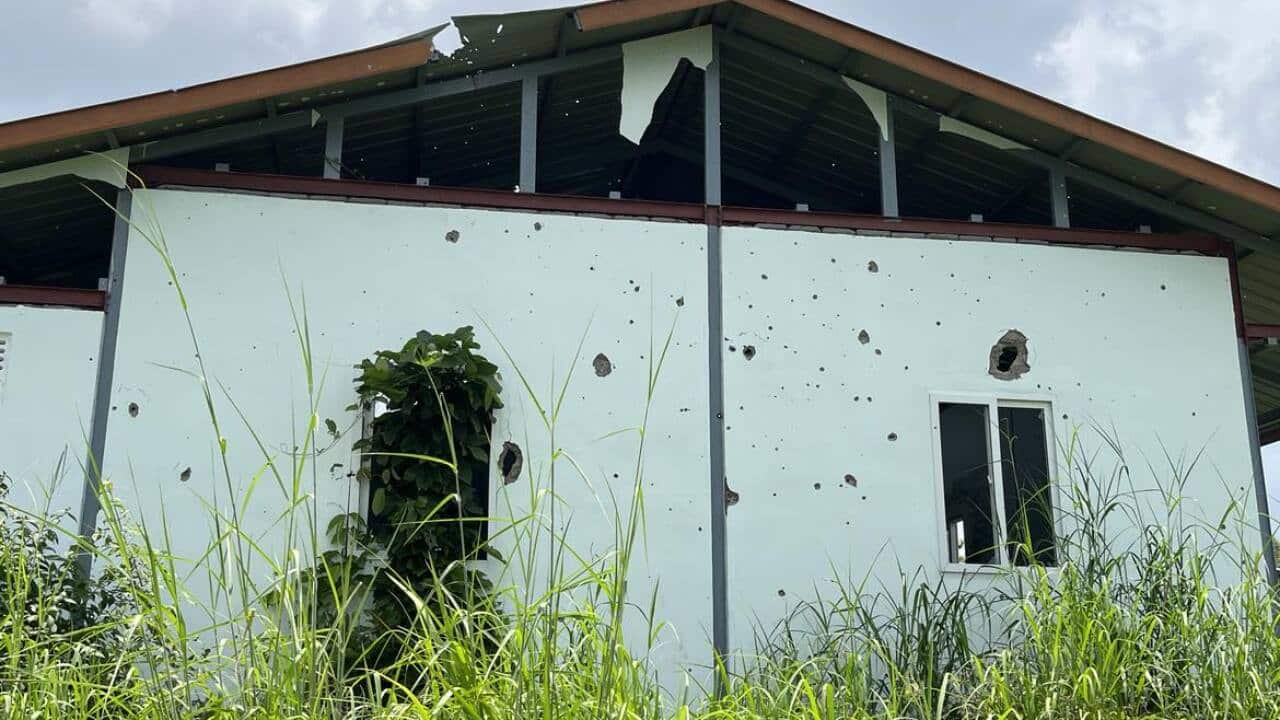 Damage building in Layy kae kaw town..jpg