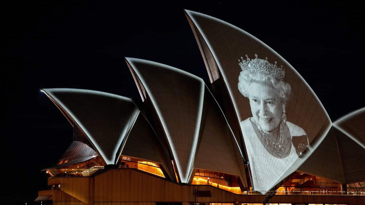 Britain Queen Icon Photo Gallery