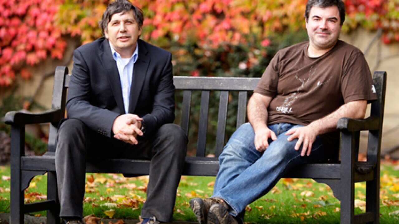 geim_novolosev_nobel_physics_101006_B_ap_554692145