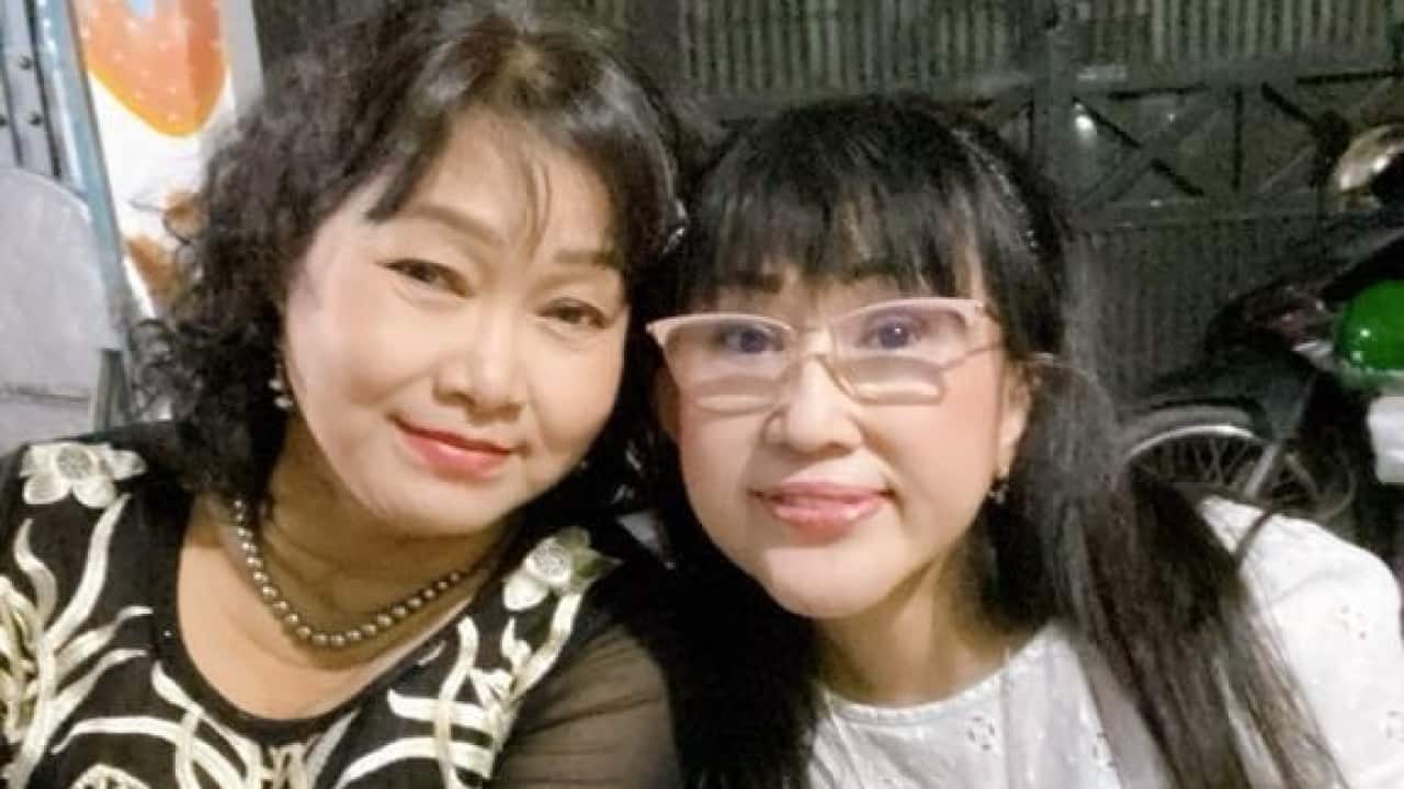 Nghệ sĩ Hồng Phượng và Ngọc Hà.png