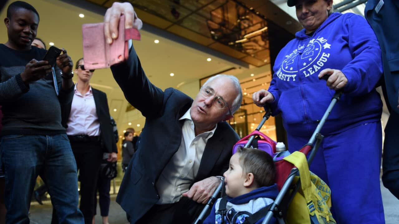 Malcolm Turnbull takes a selfie