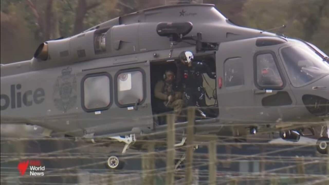 Victoria Police arrest family members of Dezi Freeman amid manhunt