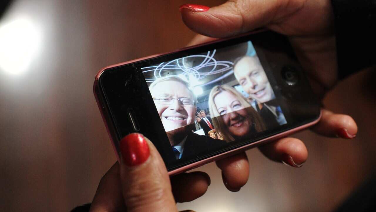 Rudd_selfie_130829_AAP.JPG