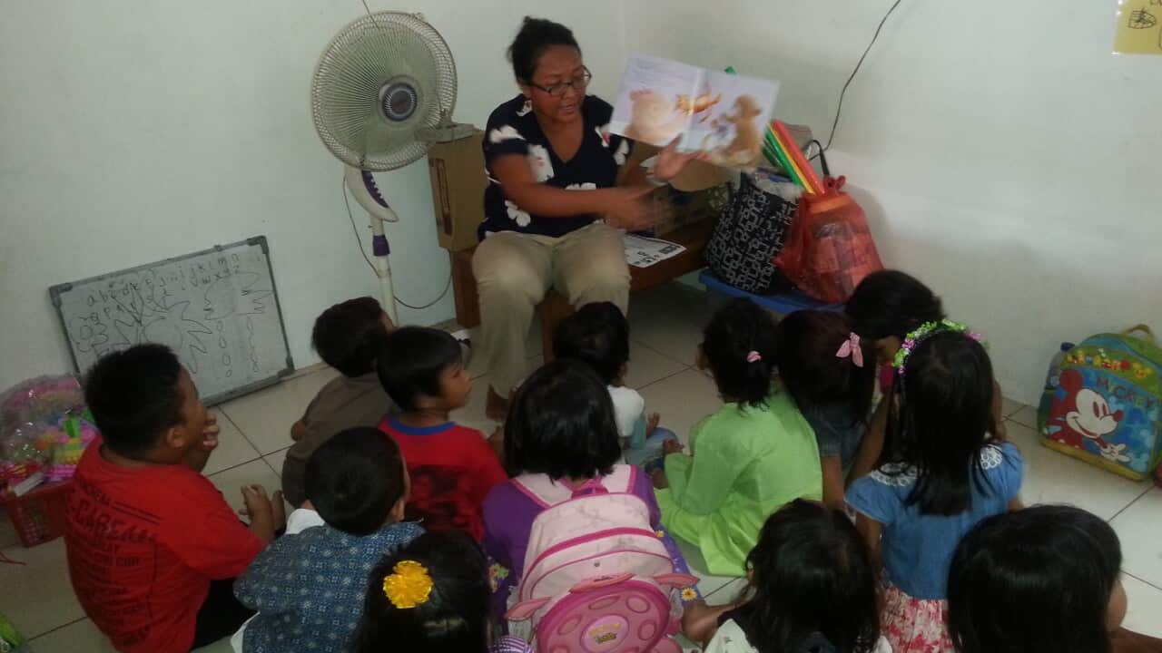 Mira Muliajati Lay went to Indonesia as a part of Australian Volunteers International (AVI) program.