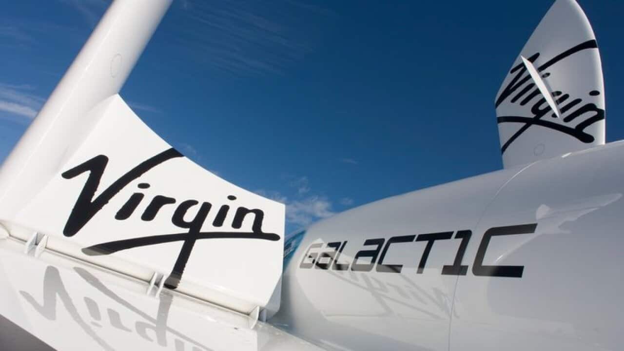 تصویر مدل یک وسیله حمل و نقل فضایی با نام SpaceShip Two