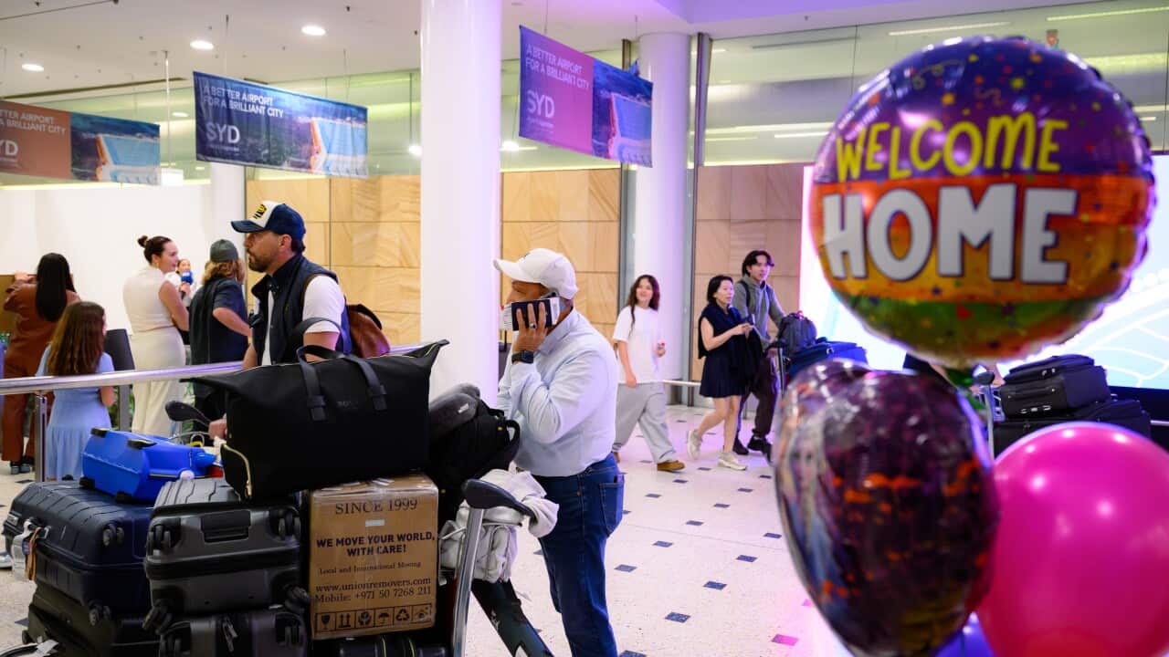 FIRST MIDDLE EAST FLIGHT AUSTRALIA RETURN