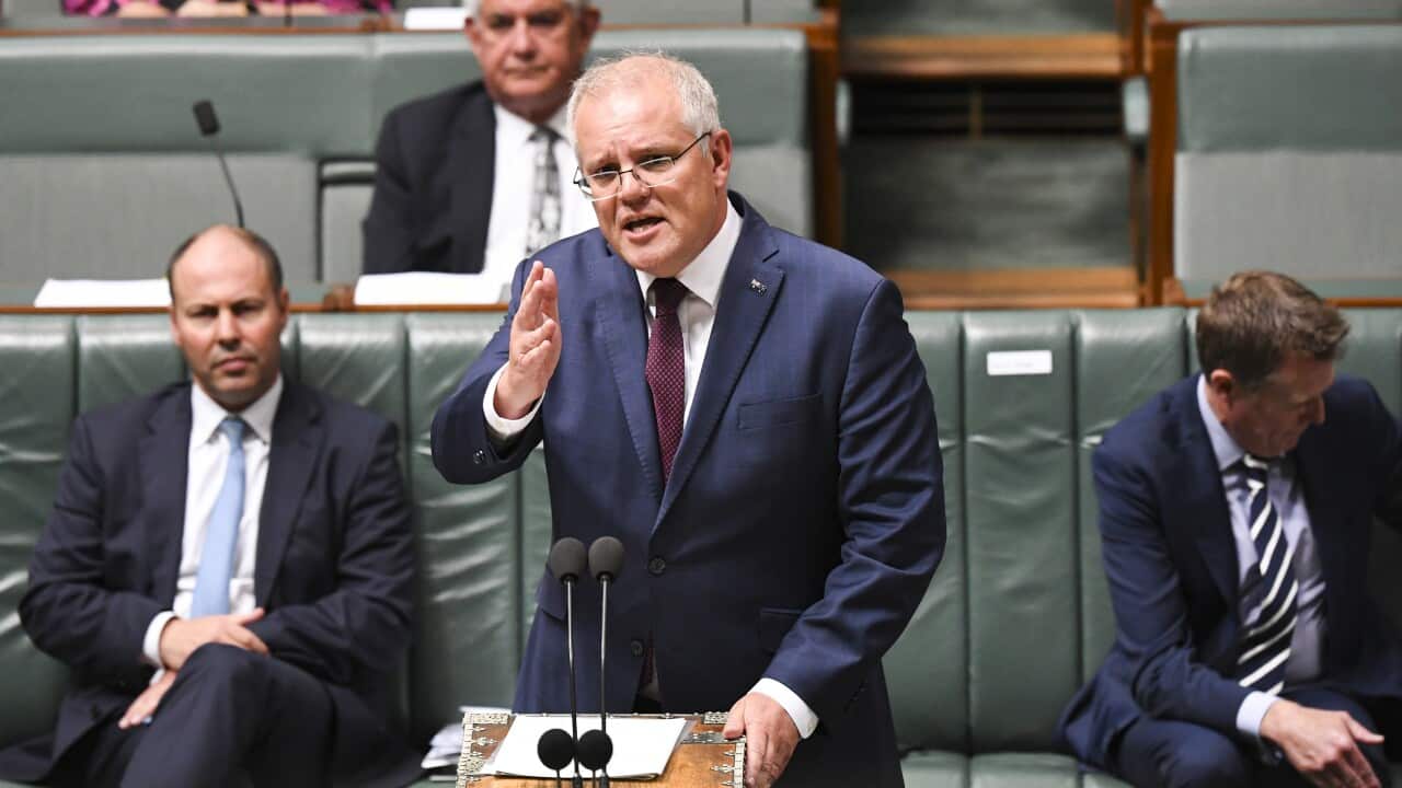 Scott Morrison publicly rejects Craig Kelly's views on unproven COVID