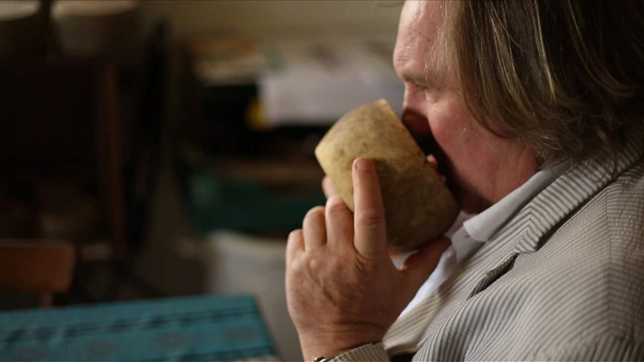 Image for read more article 'what happens in episode 1?'