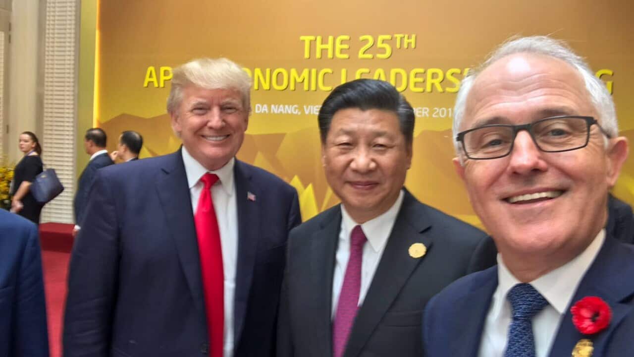 PM Malcolm Turnbull took selfie with President Trump and President Xi during 2017 APEC