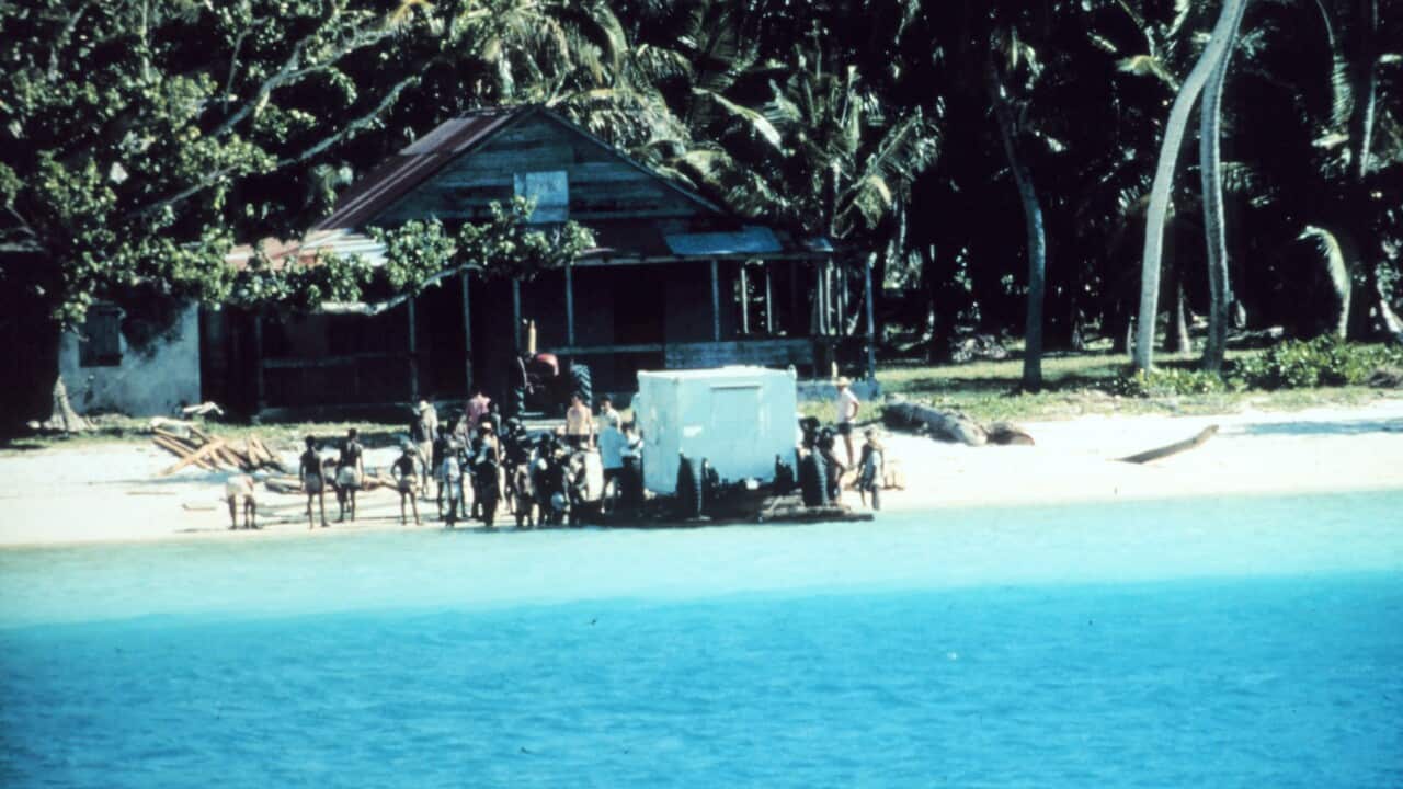US personnel bringing equipment onto Diego Garcia helped by Ilois, 1971.