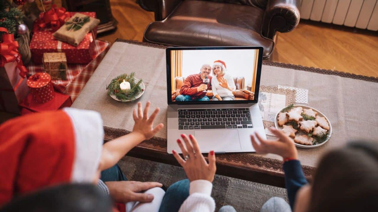 Christmas online call