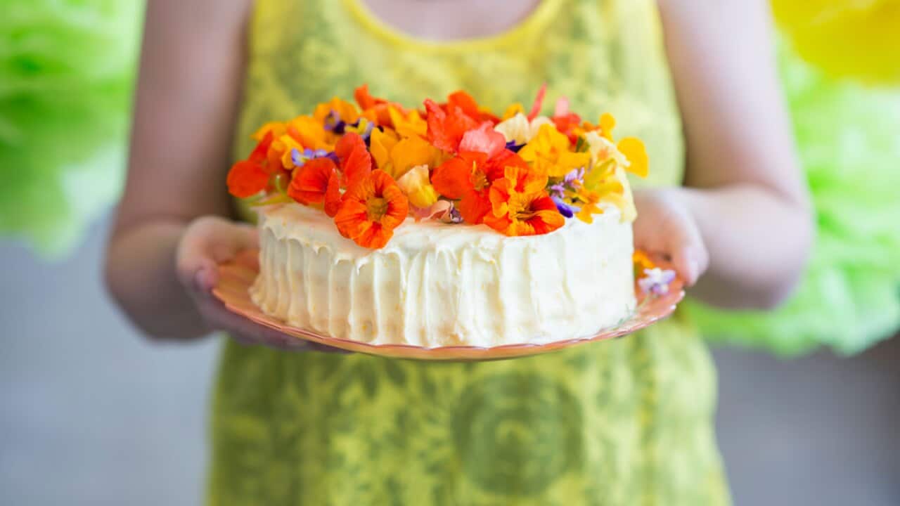 Hummingbird cake
