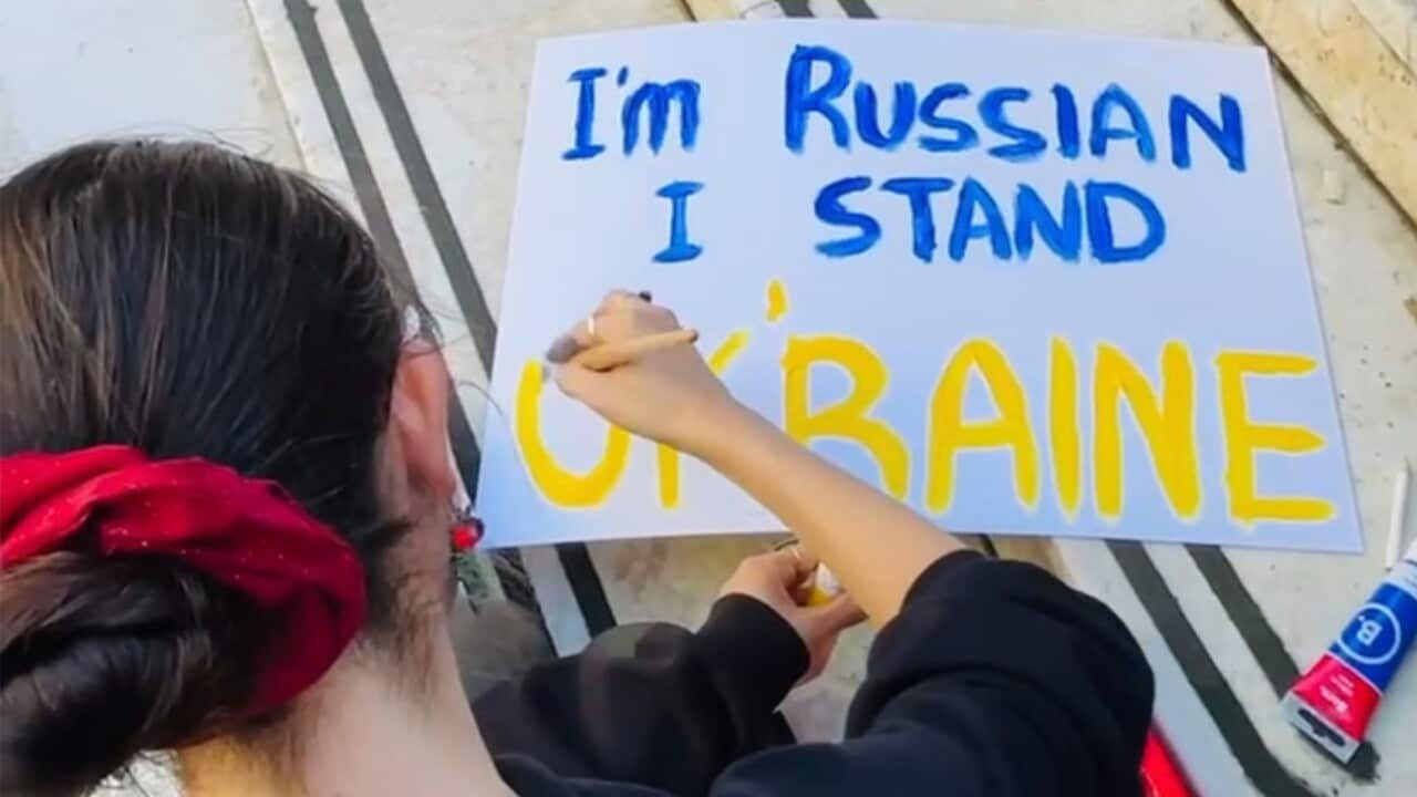 protestor against war with sign