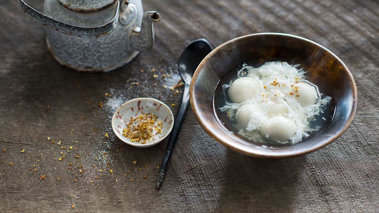 Fermented glutinous rice dumpling