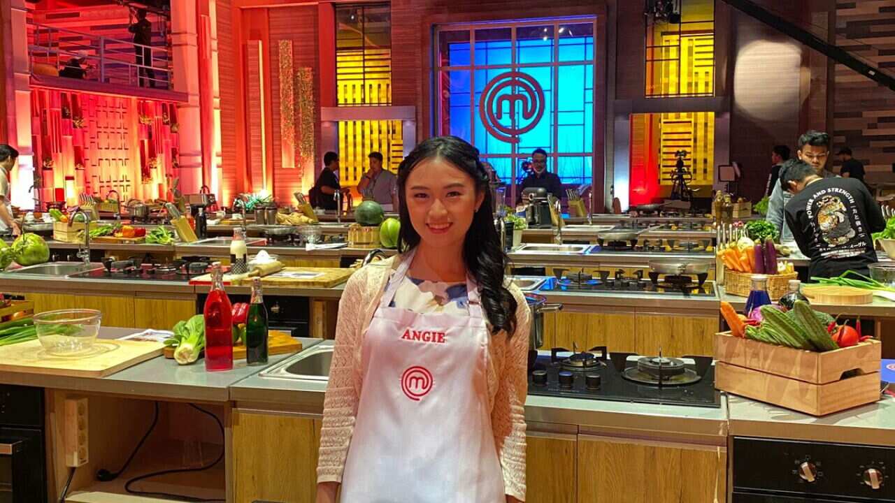 With her knowledge in food science, this MasterChef finalist mixes Indonesian spices for the world to taste - Vimarsana News