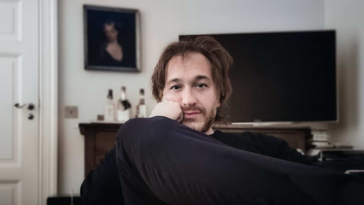 Lo scrittore e giornalista Andrea Perego.