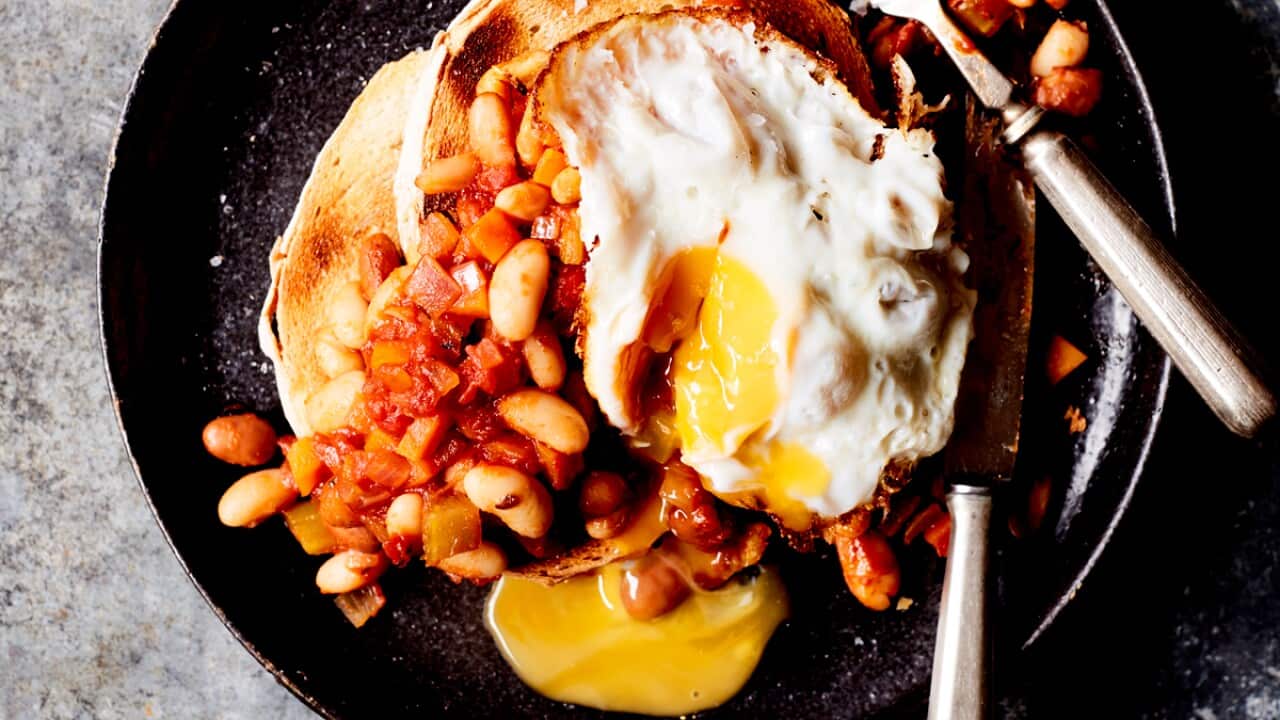 Slow-cooked baked beans