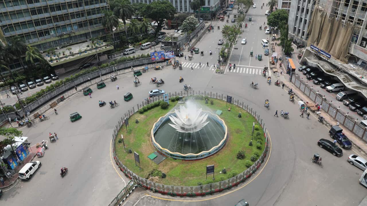 The Shapla Square or Shapla Chattar, at Motijheel Commercial Area of the capital becomes nearly devoid of traffic during the Eid holidays in Dhaka, Bangladesh.