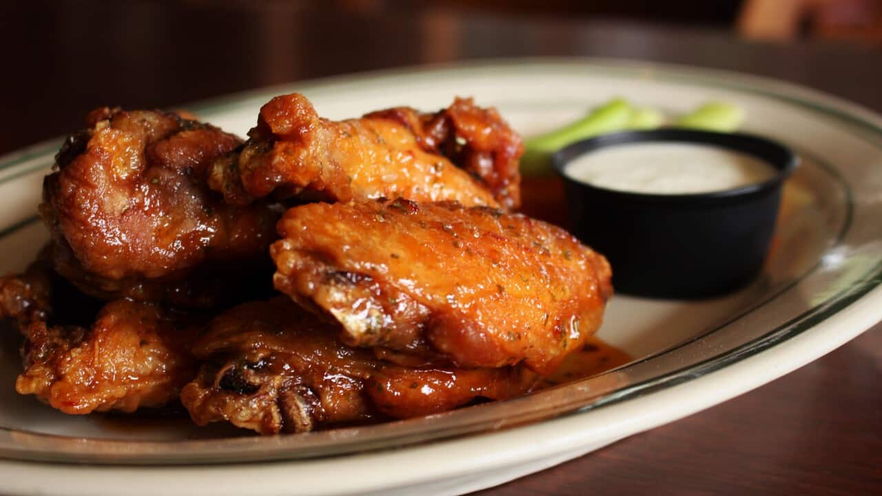 Chicken wings with ranch dressing