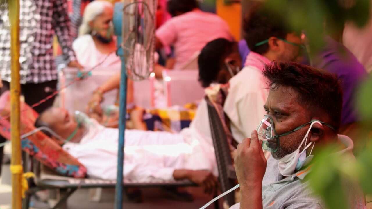 COVID-19 patients who are suffering from breathing difficulties in New Delhi, India.
