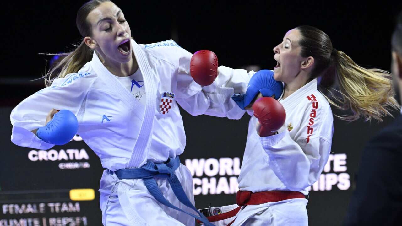 CROATIA MEDAL HUNGARY KARATE