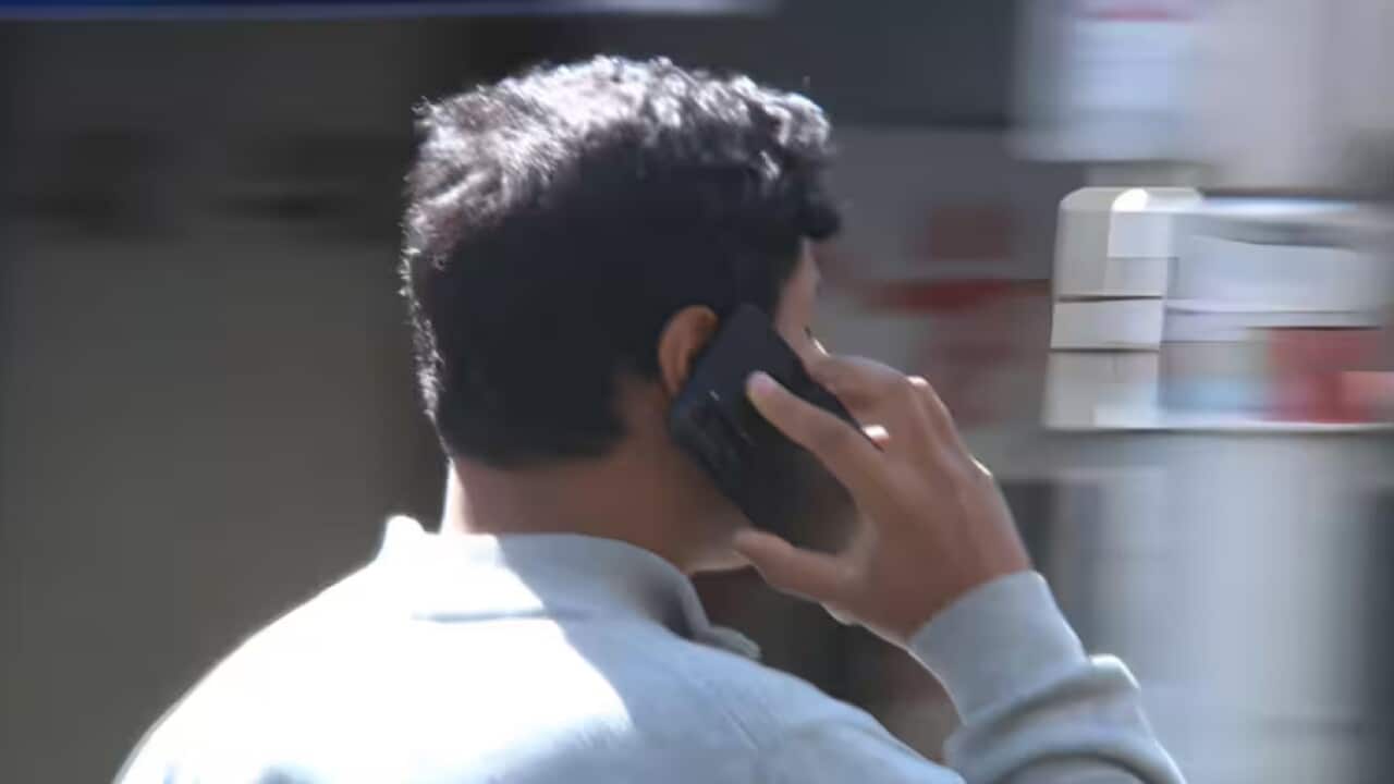 Mobile phones get cancer all-clear.jpg