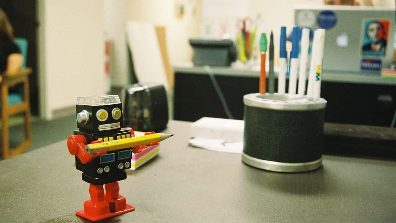 "tabletop assistant"