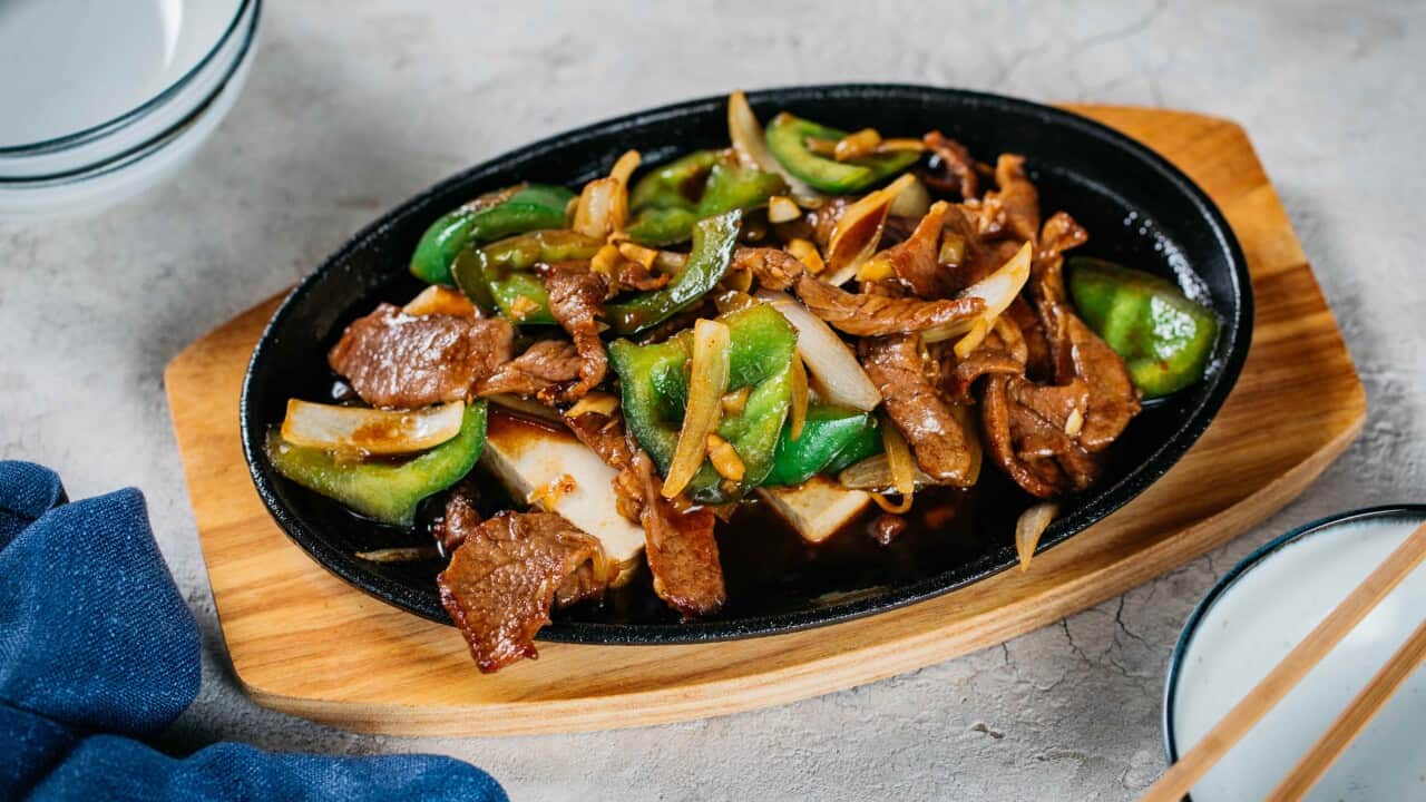 Sizzling Mongolian lamb-image