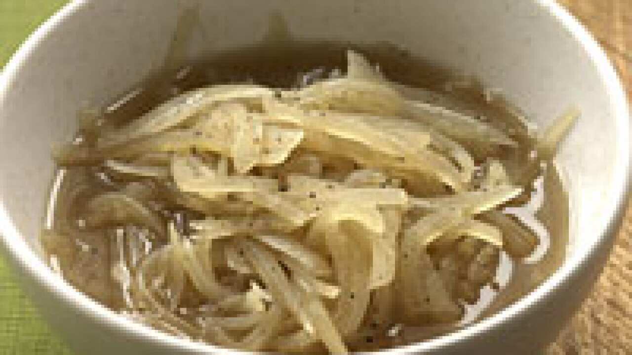 Italian onion soup SBS Food