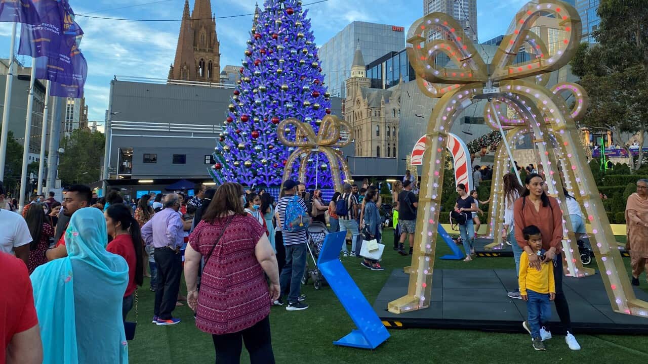 Xmas Fed Square Iman Riman.jpg