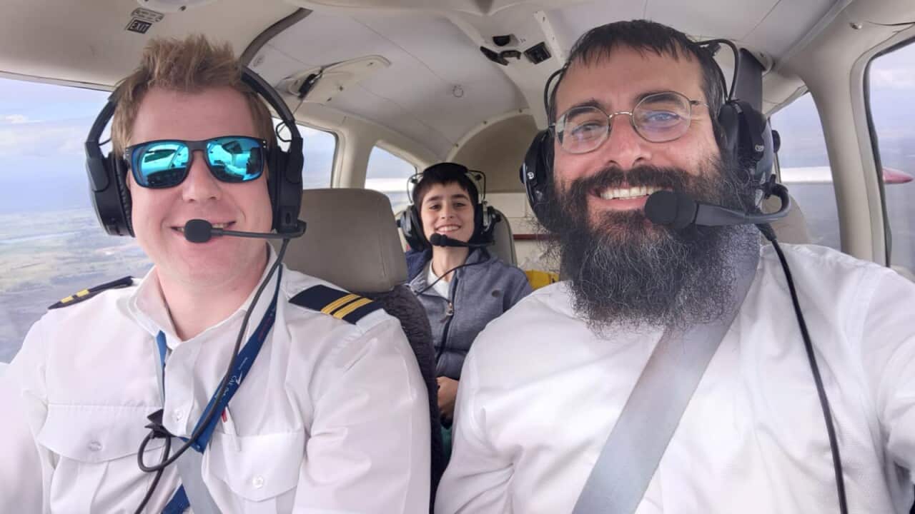 The flying Rabbi