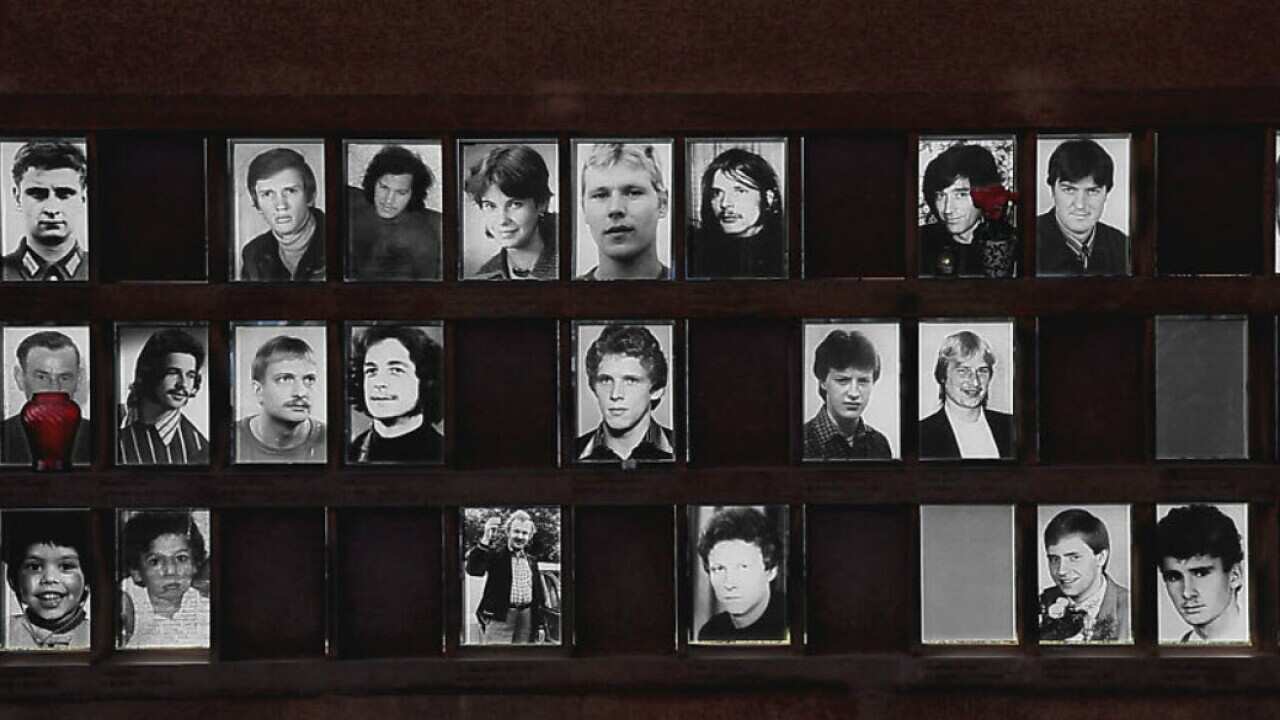 Mauertote Berlin Wall Stefan Weinert Die Familie SBS German Christian Froelicher