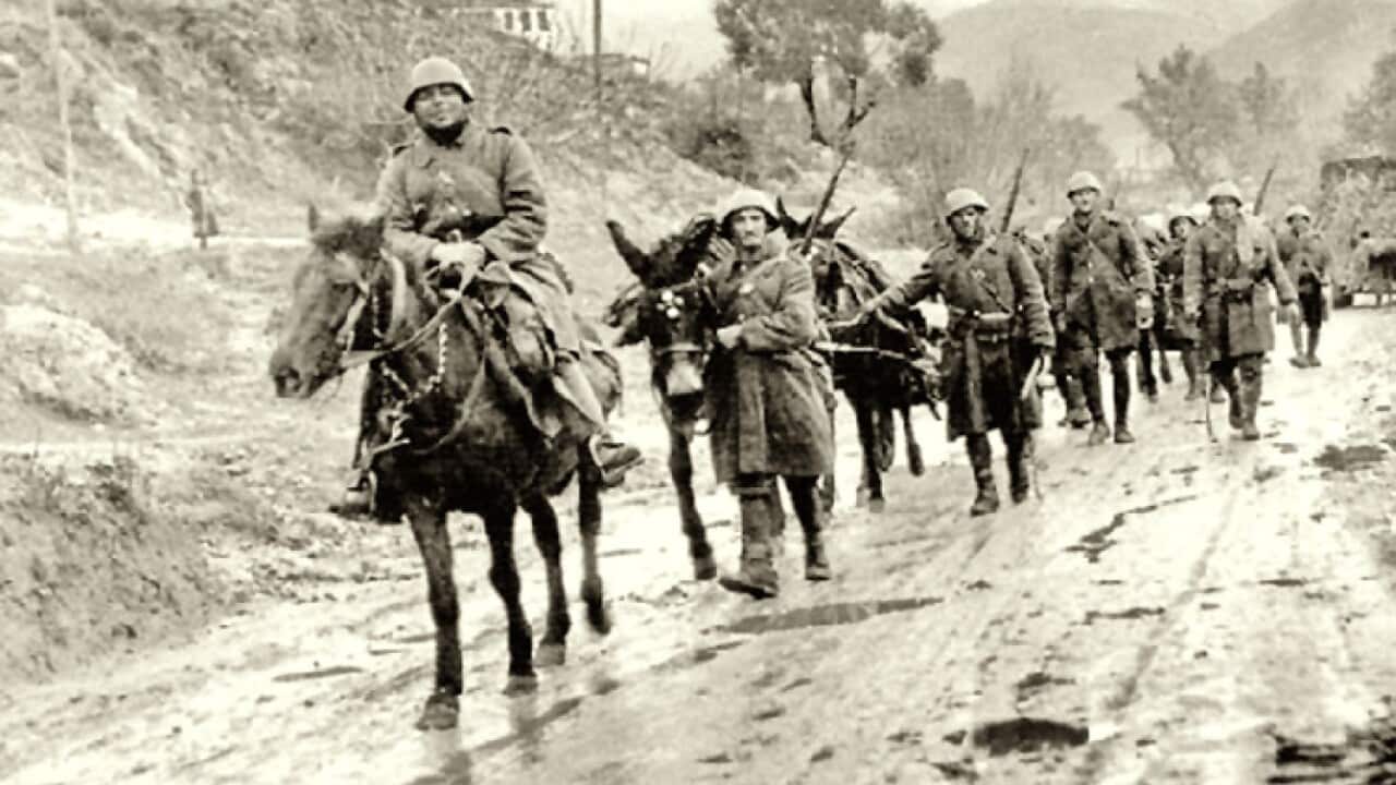 Greek soldiers