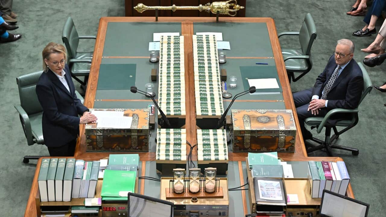 PARLIAMENT SITTING CANBERRA