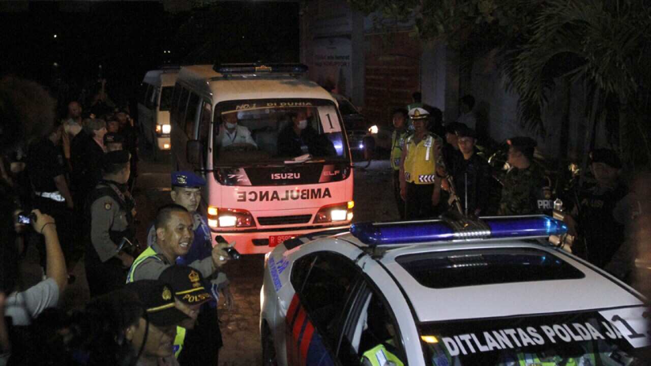 Ambulance believed to be carrying Myuran Sukumaran's coffin