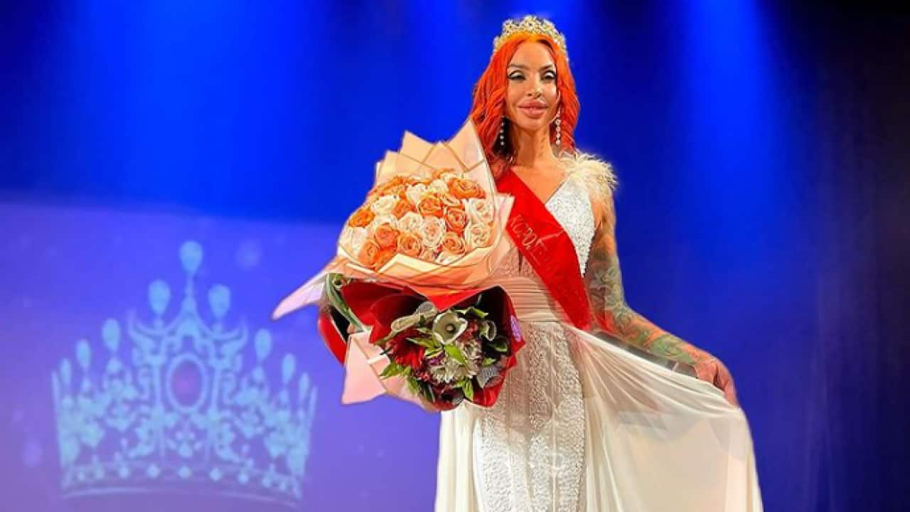 Why this beauty queen from El Salvador is entering Miss Universe with a  bitcoin-themed outfit | SBS News