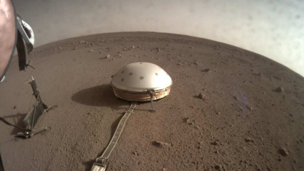 The shielded seismometer which recorded the "marsquake".