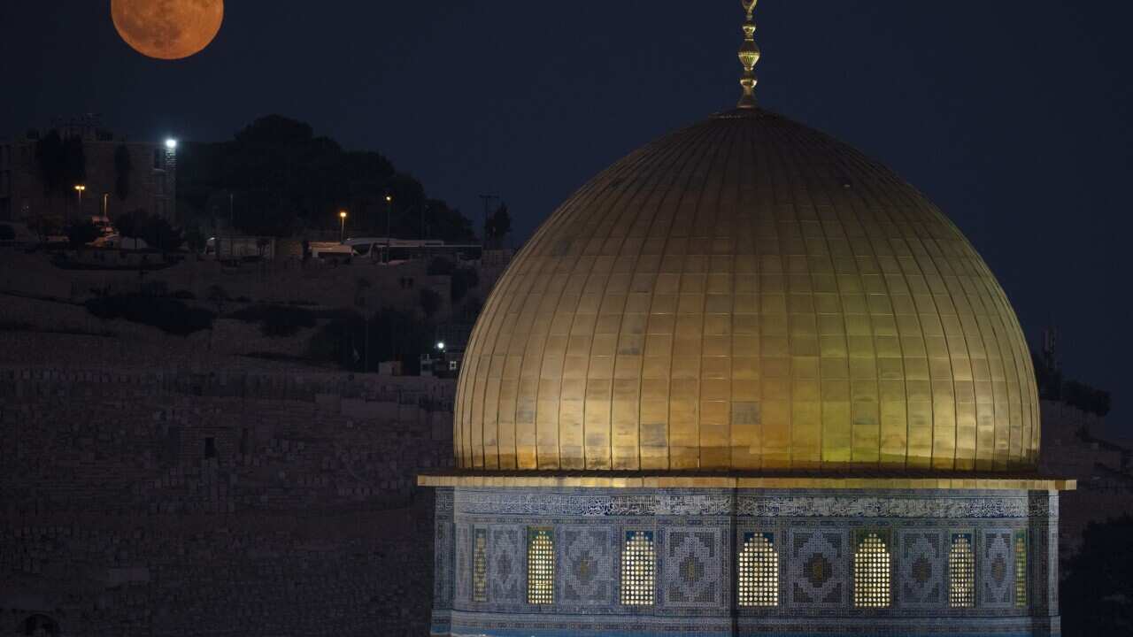 SCI—Supermoon Israel Palestinians