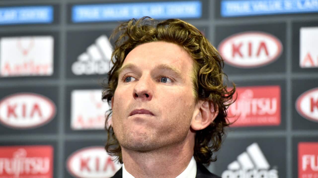 Essendon coach James Hird announces his resignation